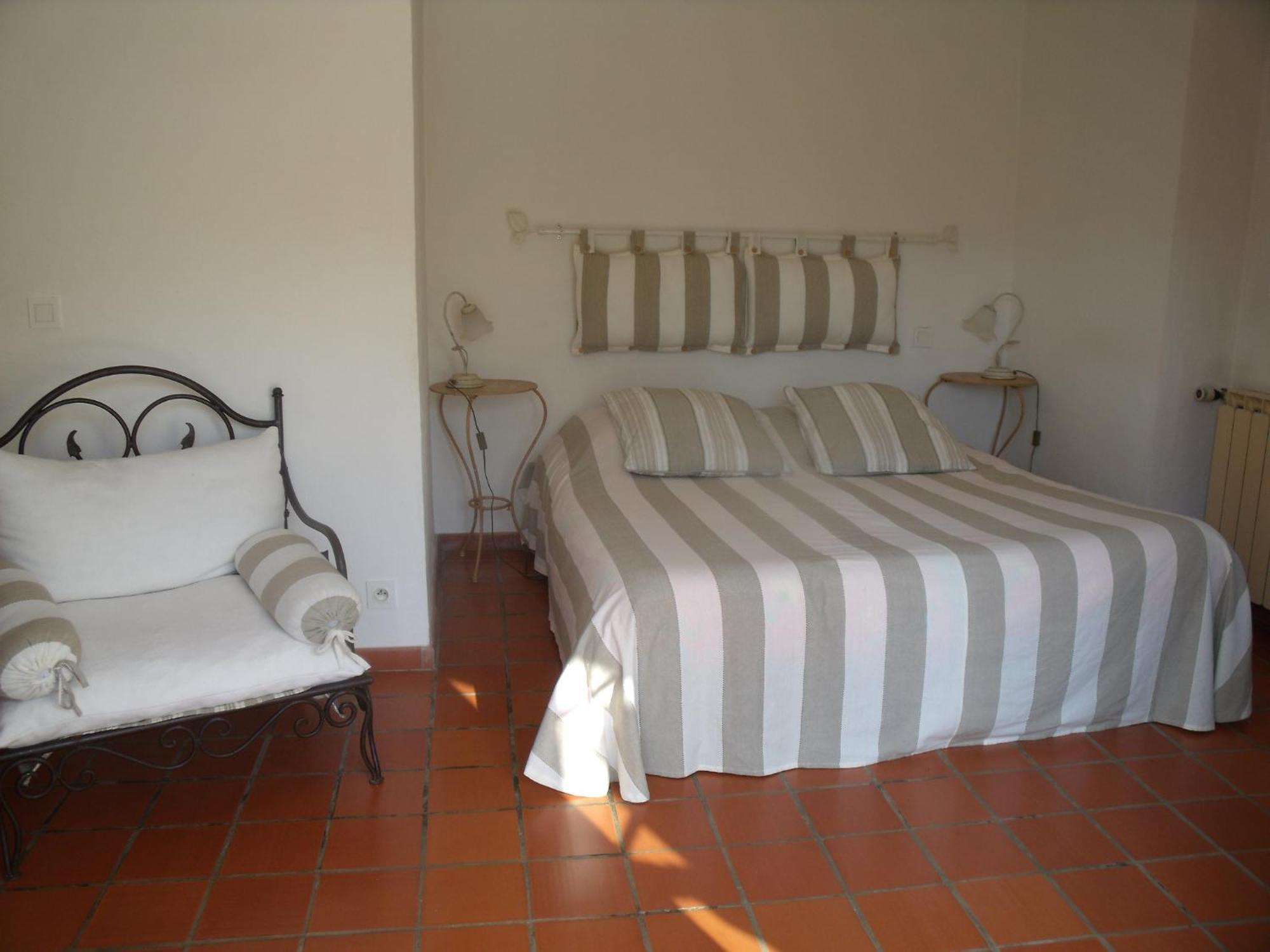 Domaine De La Provenç'âne Villa Salernes Exterior foto